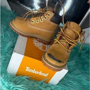 Toddler timbs